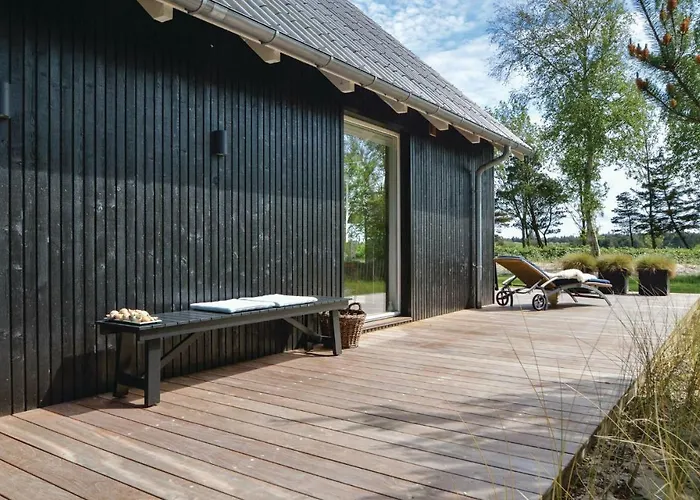 Three-bedroom In Vakantiehuis Blåvand