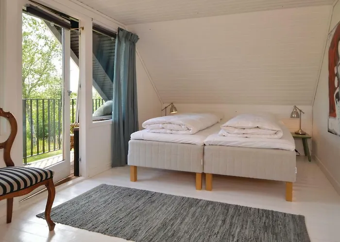 Vakantiehuis Three-bedroom In *